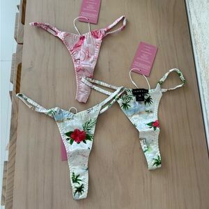 100% Mulberry Silk V string , 3 pack , excellent for gift in box.